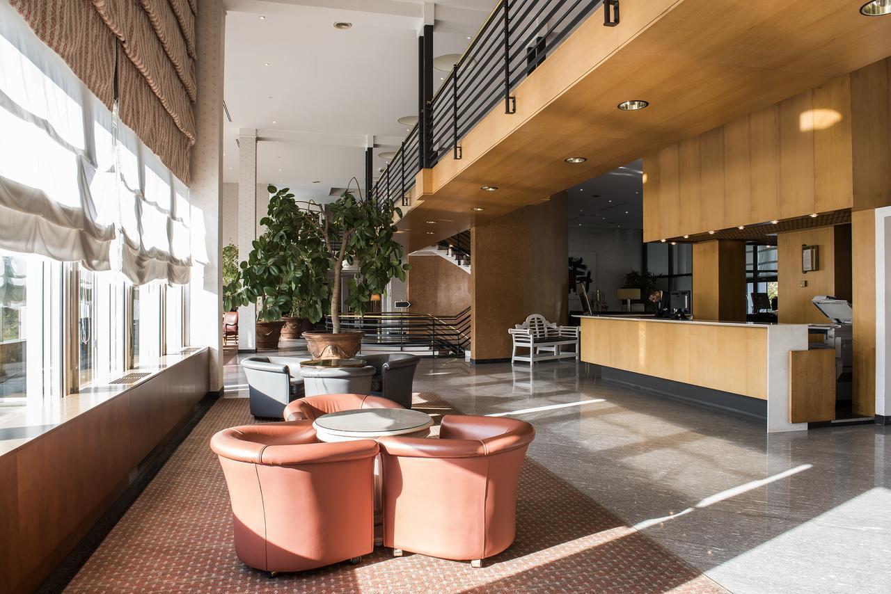 בולוניה Flyon Hotel & Conference Center מראה חיצוני תמונה Reception